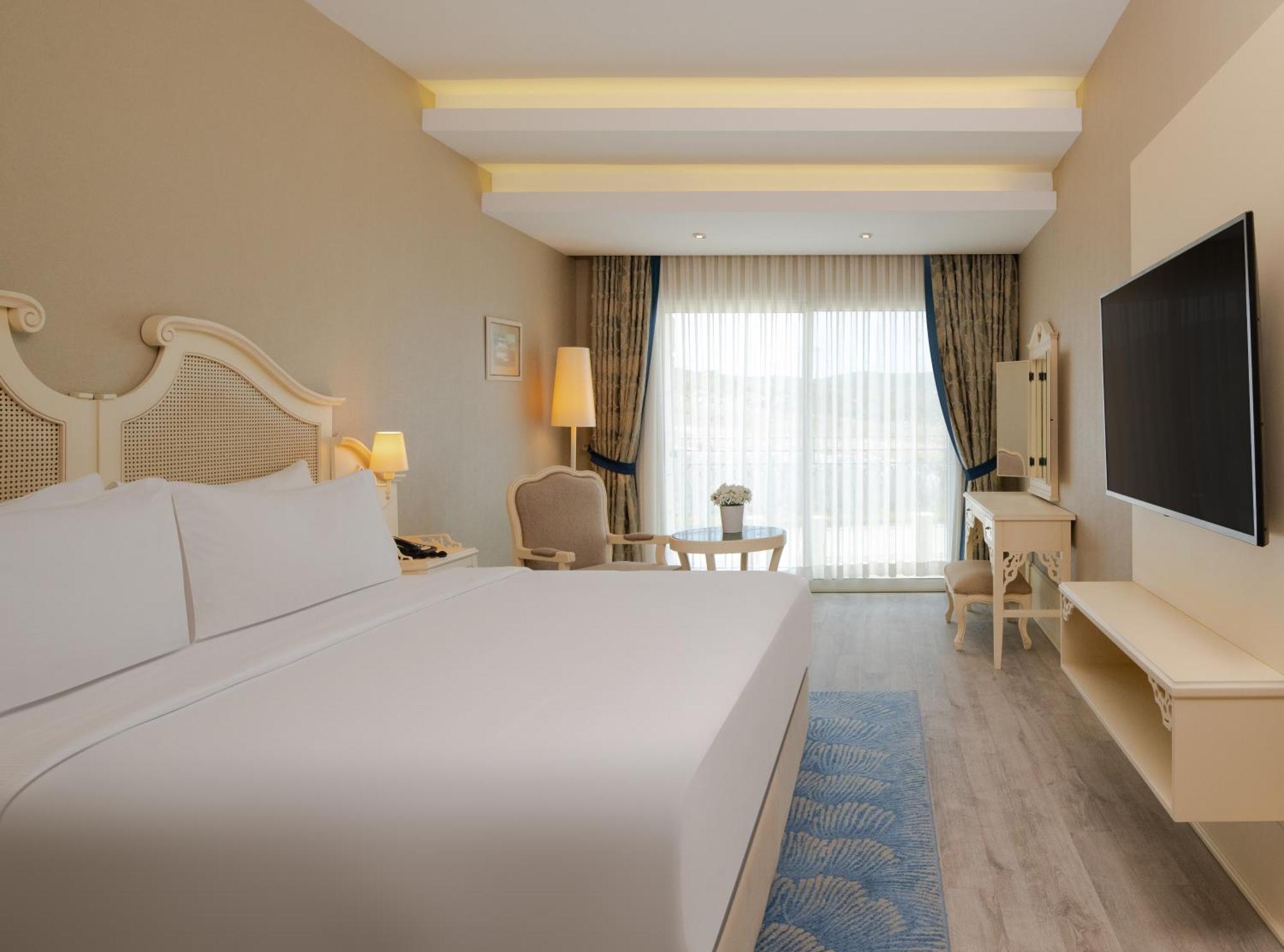 Dolce By Wyndham Cesme Alaçatı Exterior foto