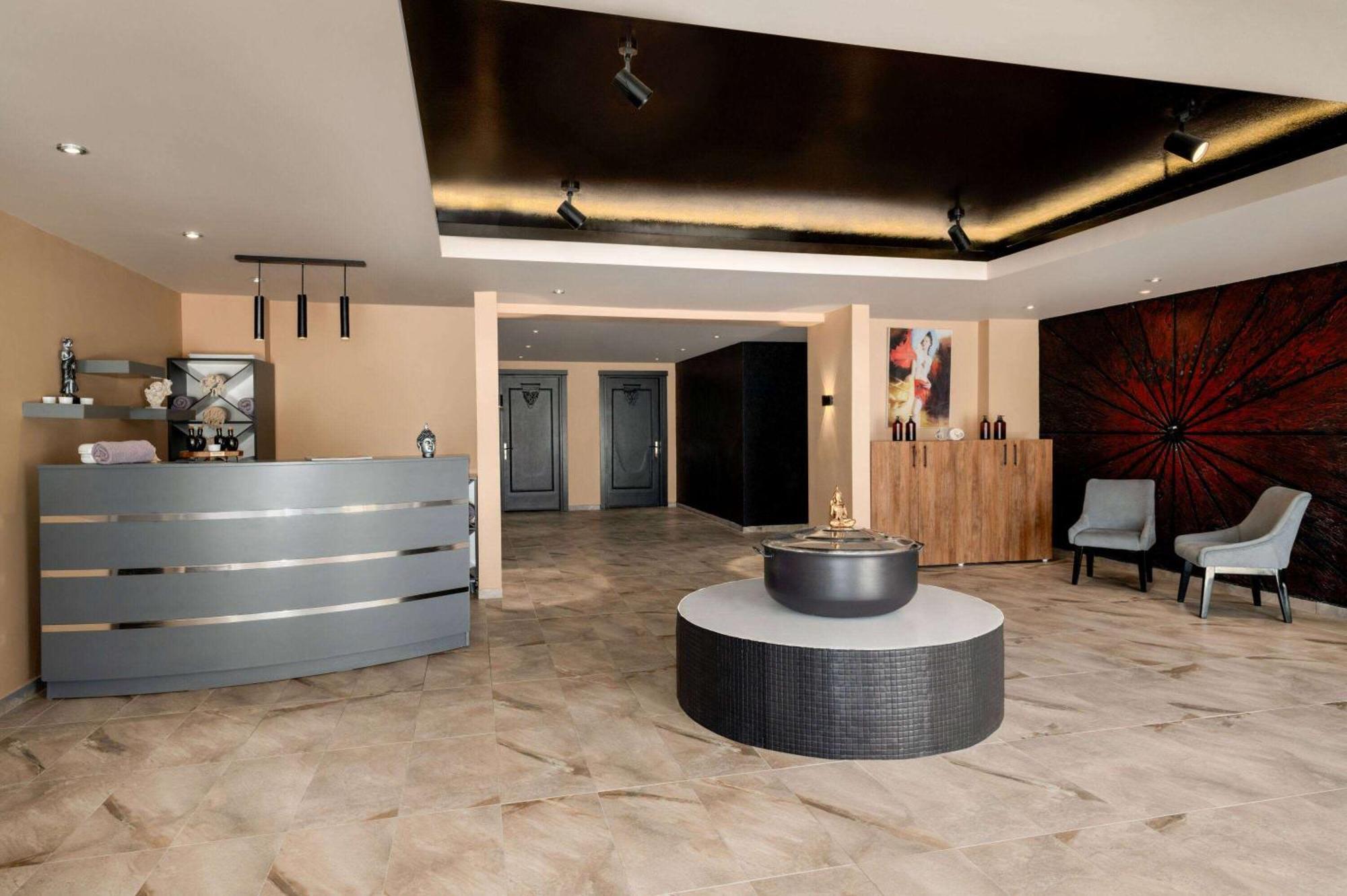 Dolce By Wyndham Cesme Alaçatı Exterior foto