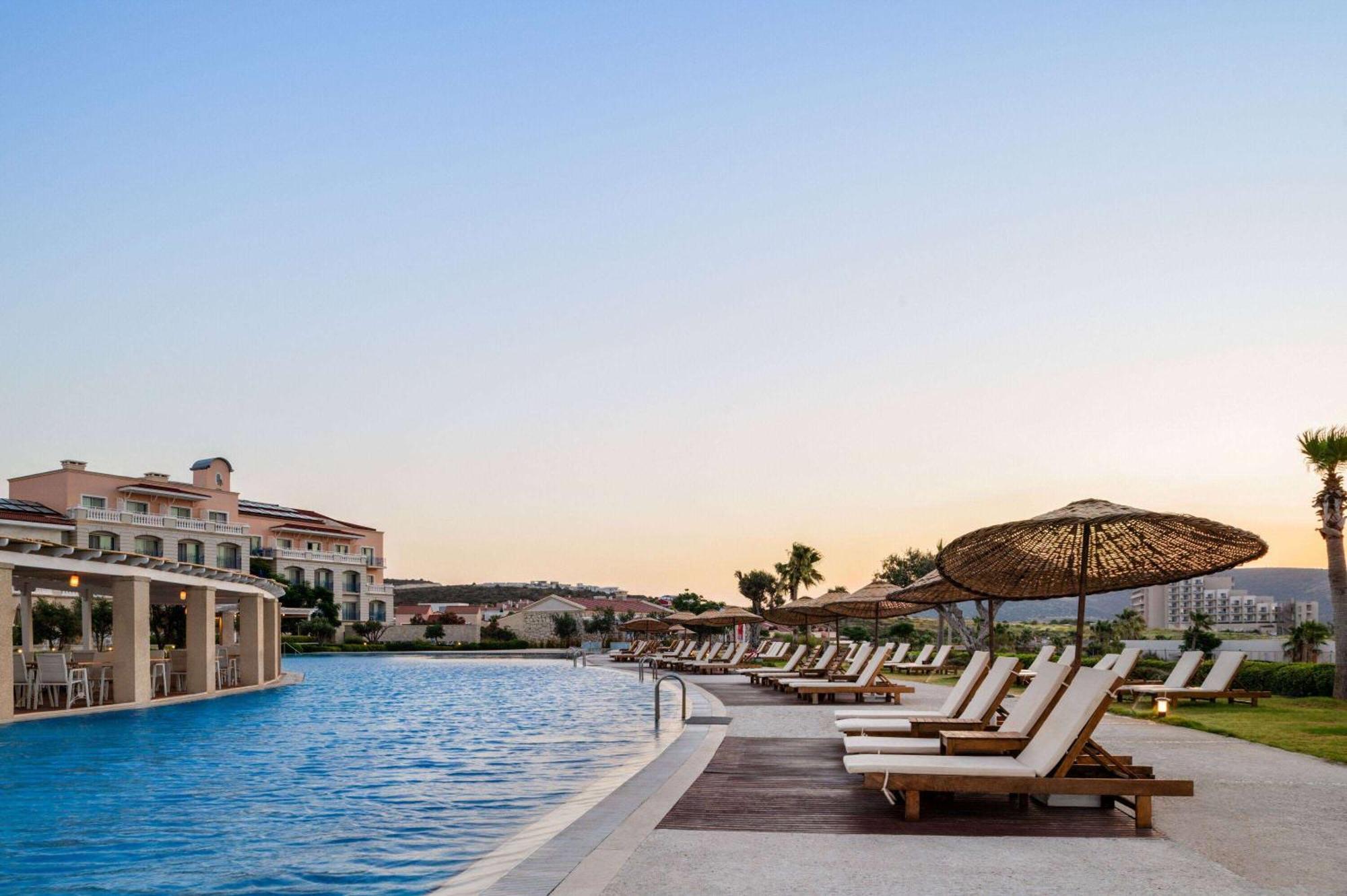 Dolce By Wyndham Cesme Alaçatı Exterior foto
