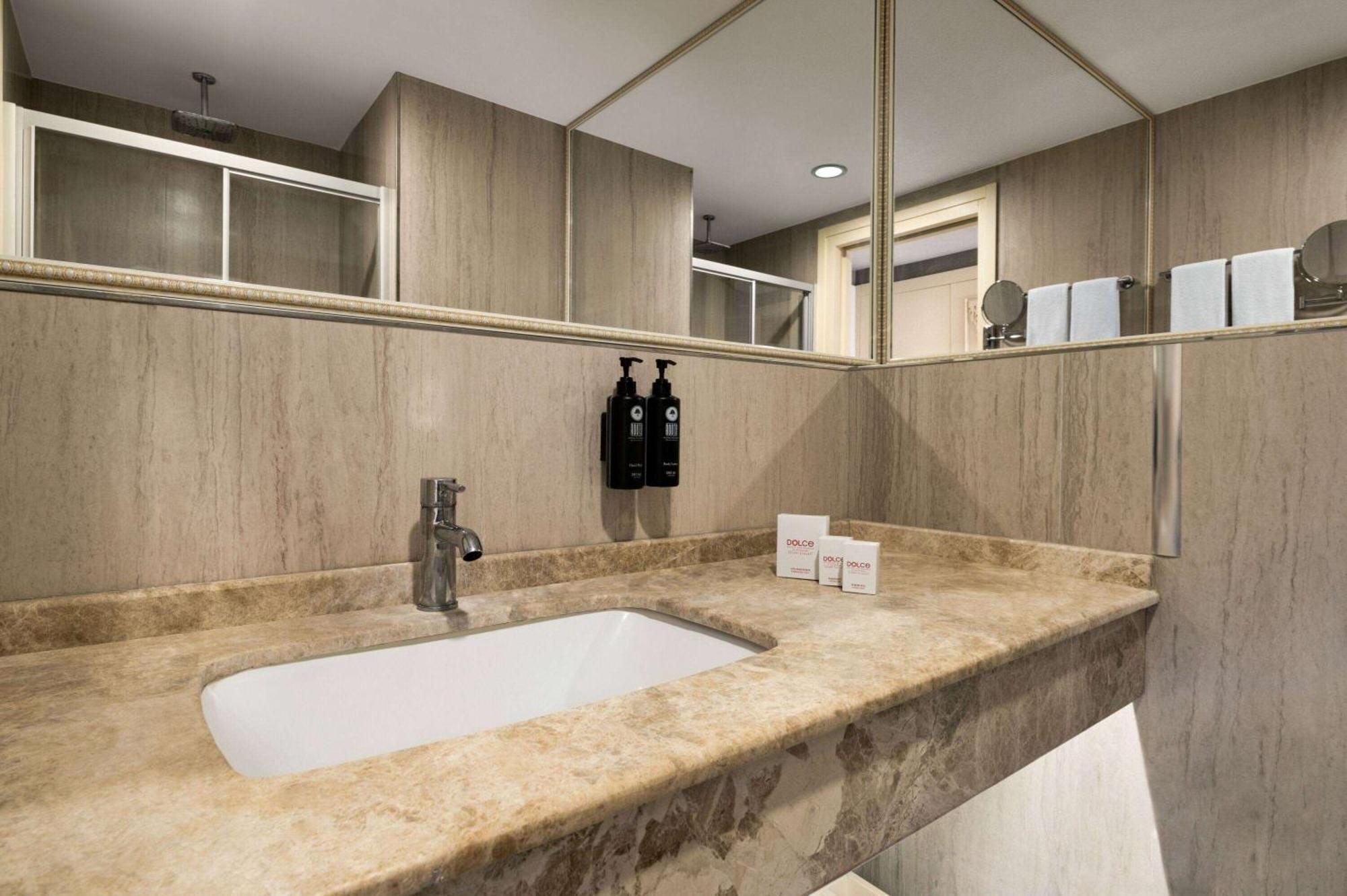 Dolce By Wyndham Cesme Alaçatı Exterior foto