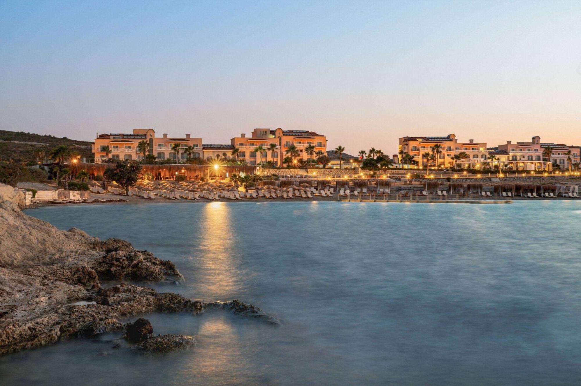 Dolce By Wyndham Cesme Alaçatı Exterior foto